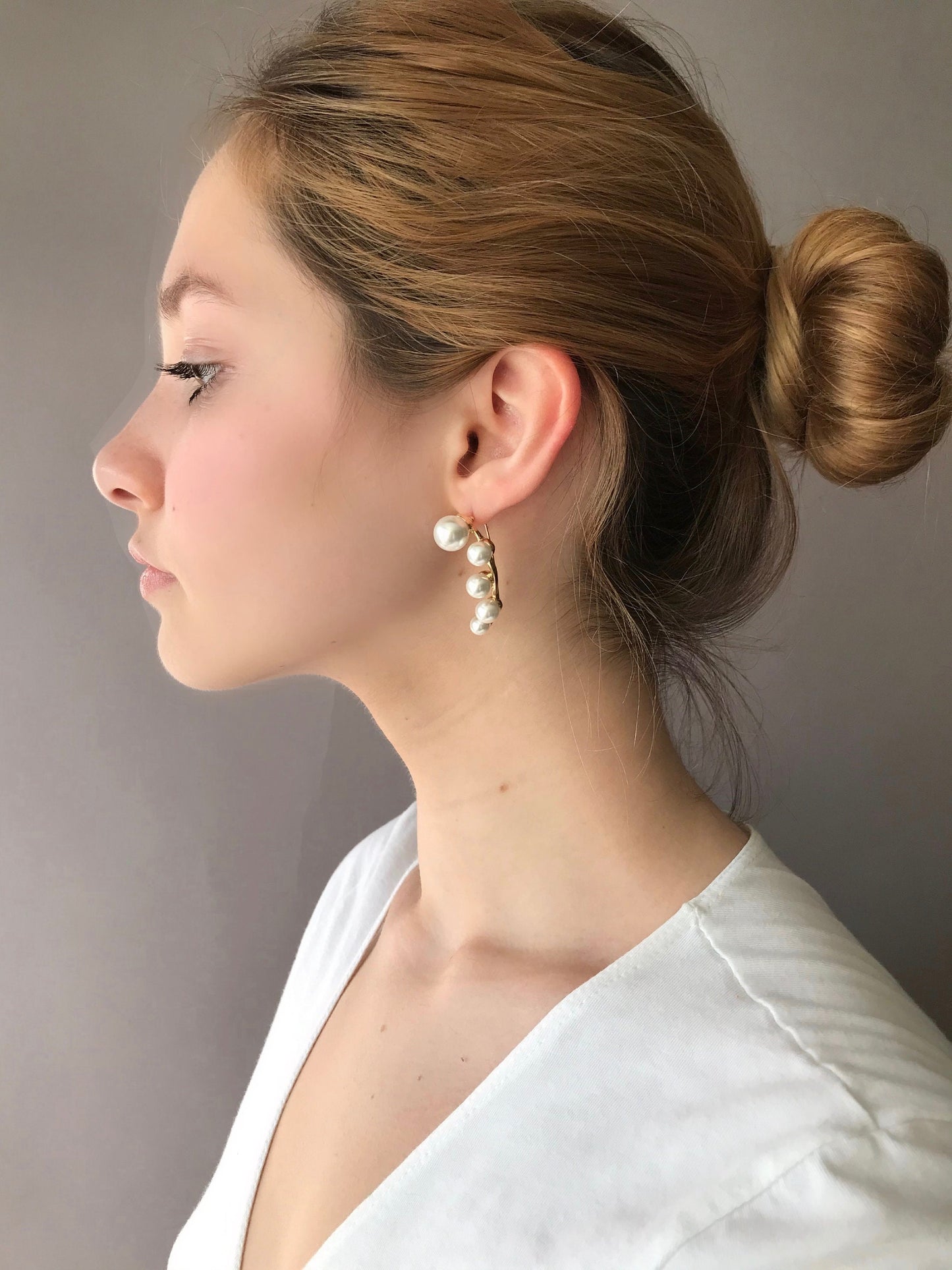 Statement pearl earrings