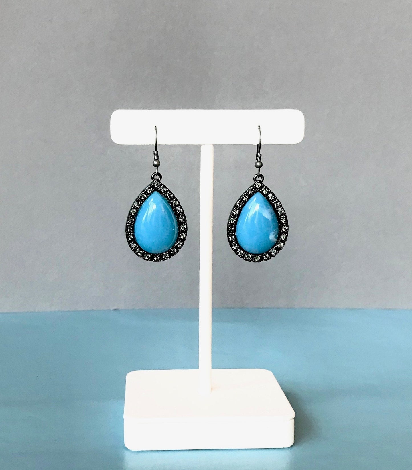 Turquoise teardrop earrings