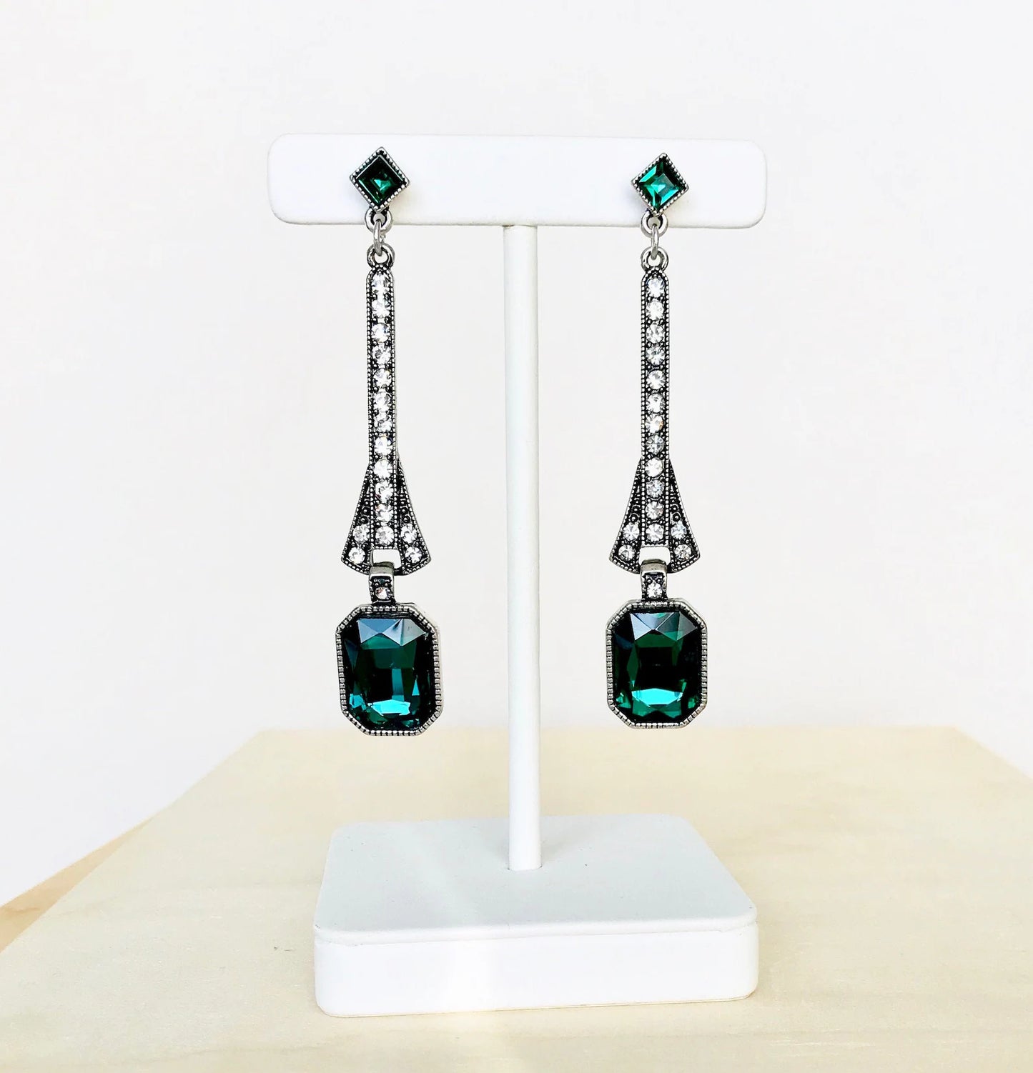 Art deco green crystal drop earrings