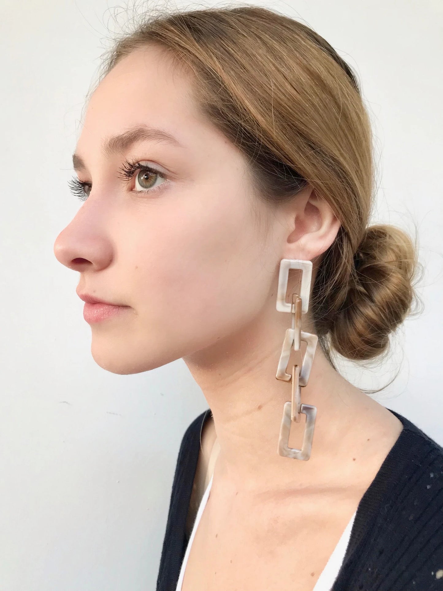 Acrylic chain earrings