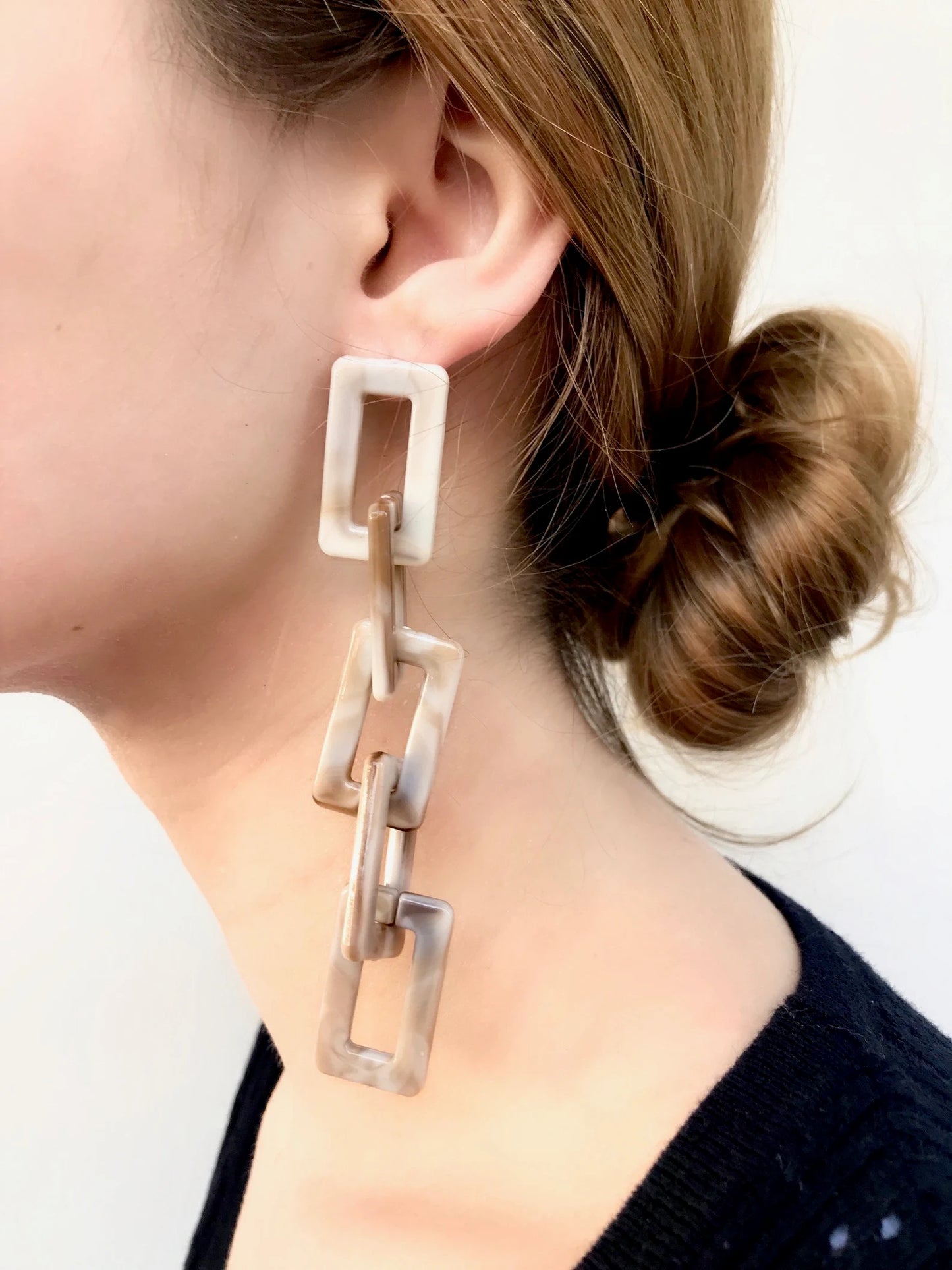 Acrylic chain earrings