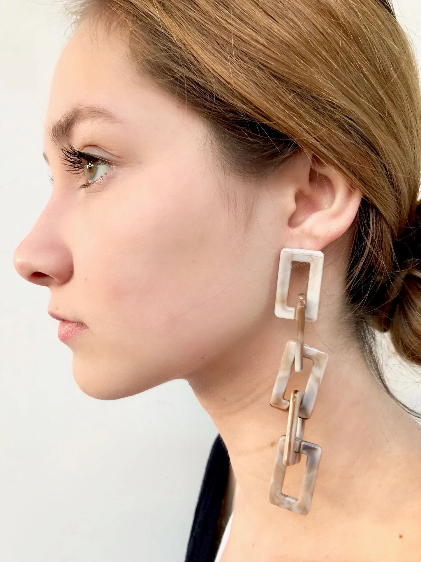 Acrylic chain earrings