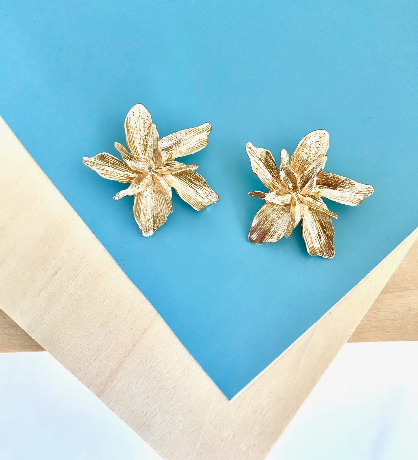 Gold flower earrings