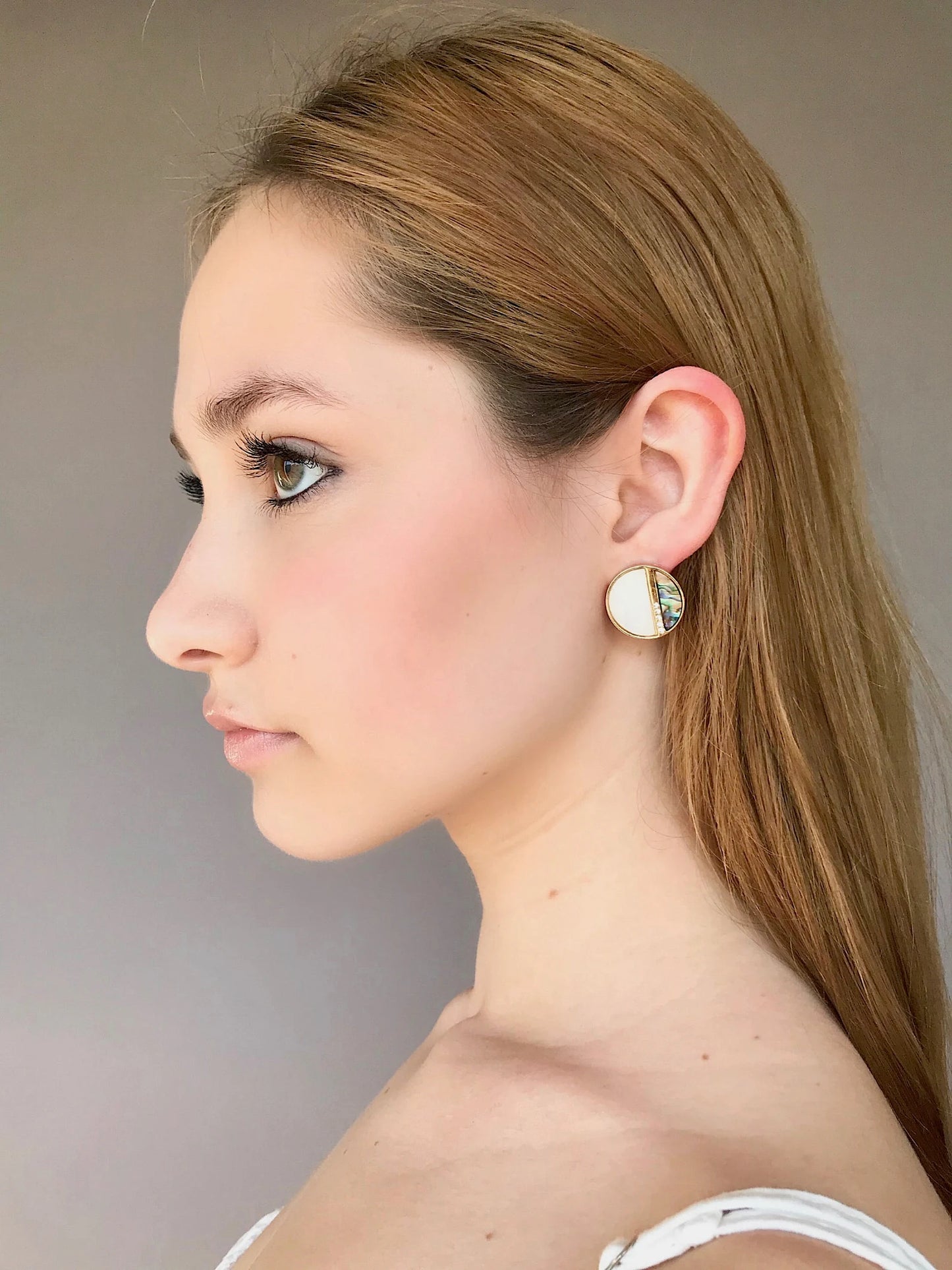 Mother of pearl shell earrings