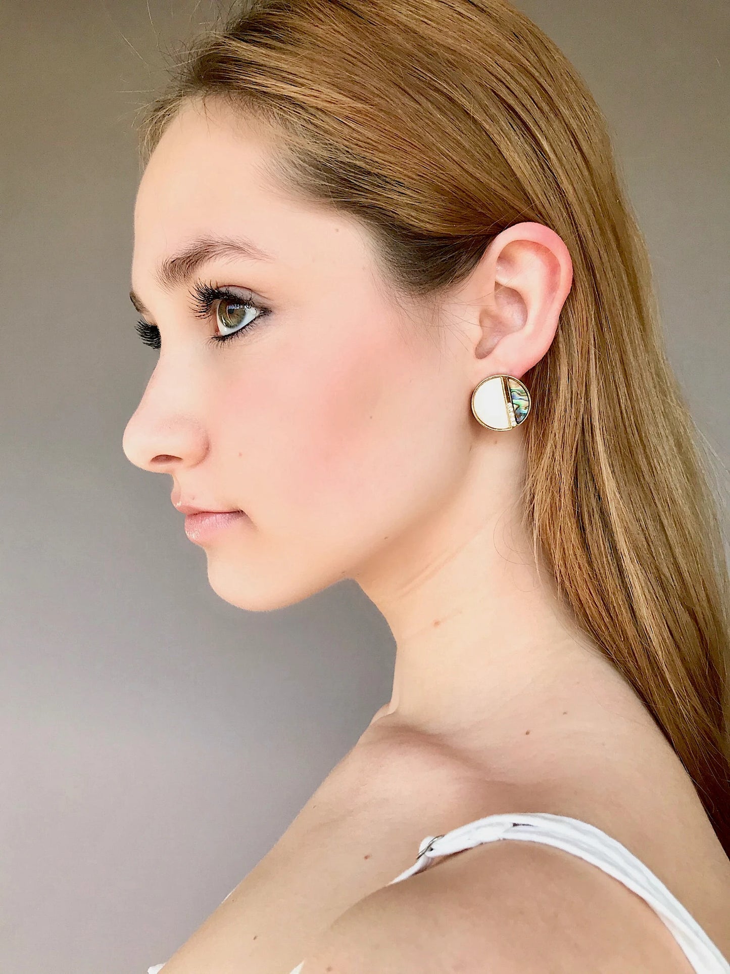 Mother of pearl shell earrings