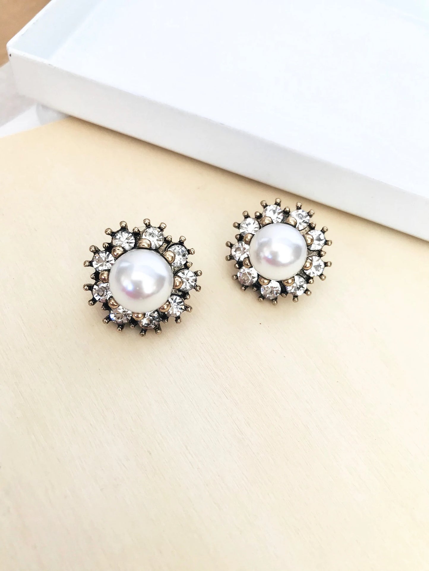 Large pearl and crystal studs