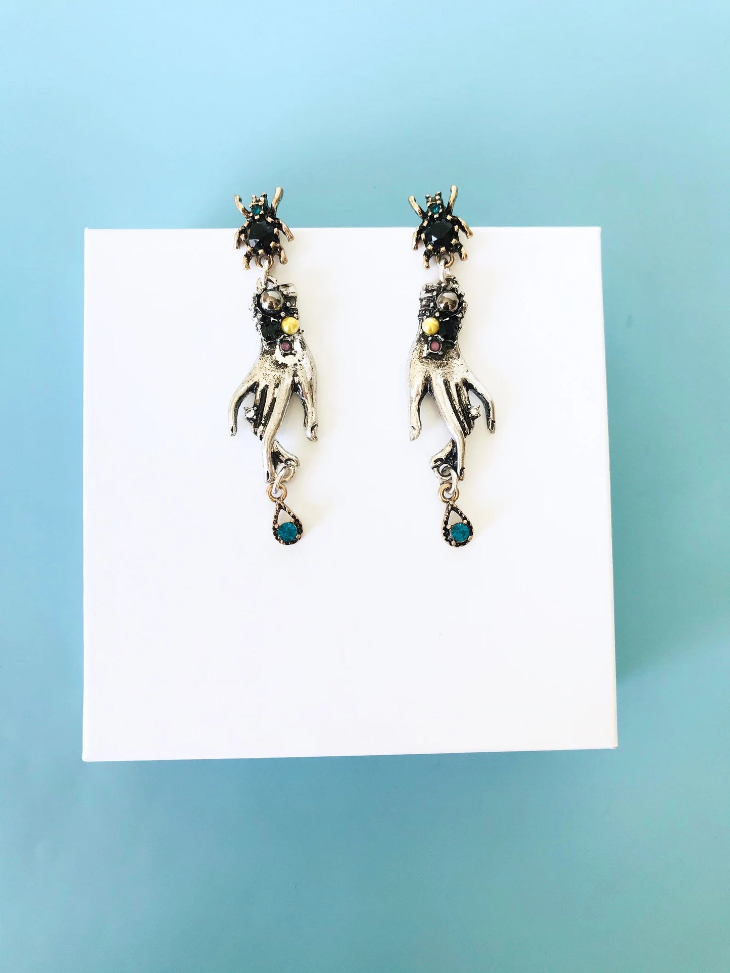 Hands drop earrings