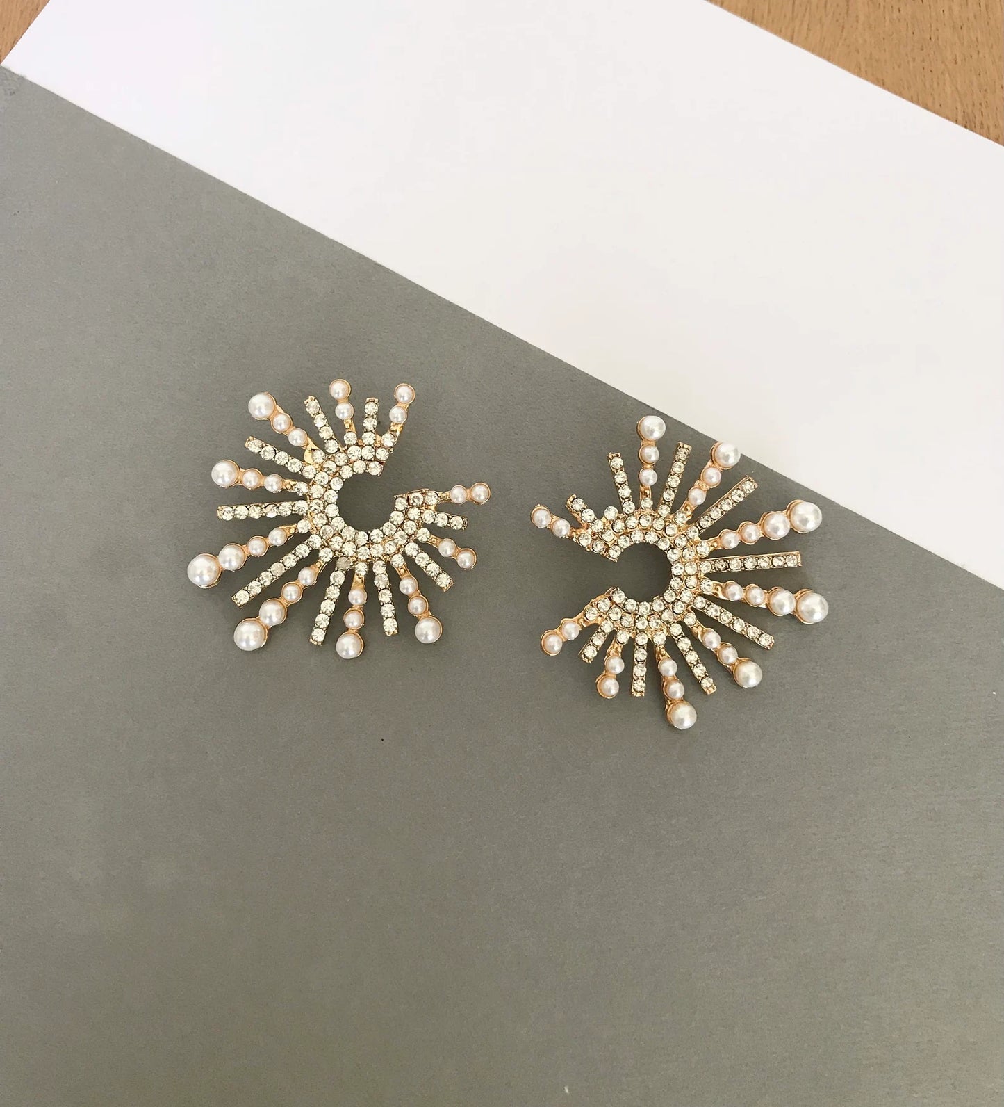 Statement pearl earrings