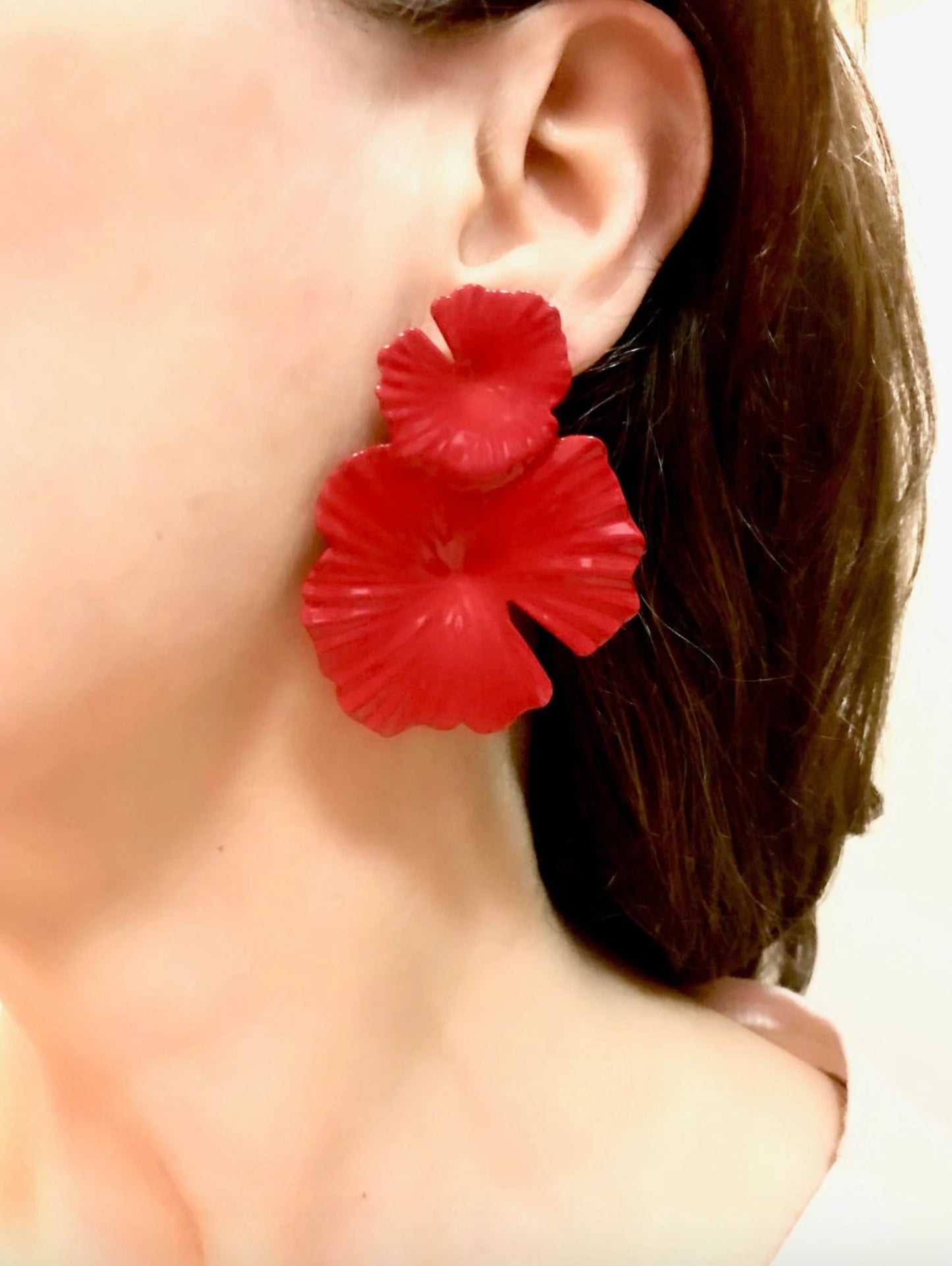 Gold flower earrings