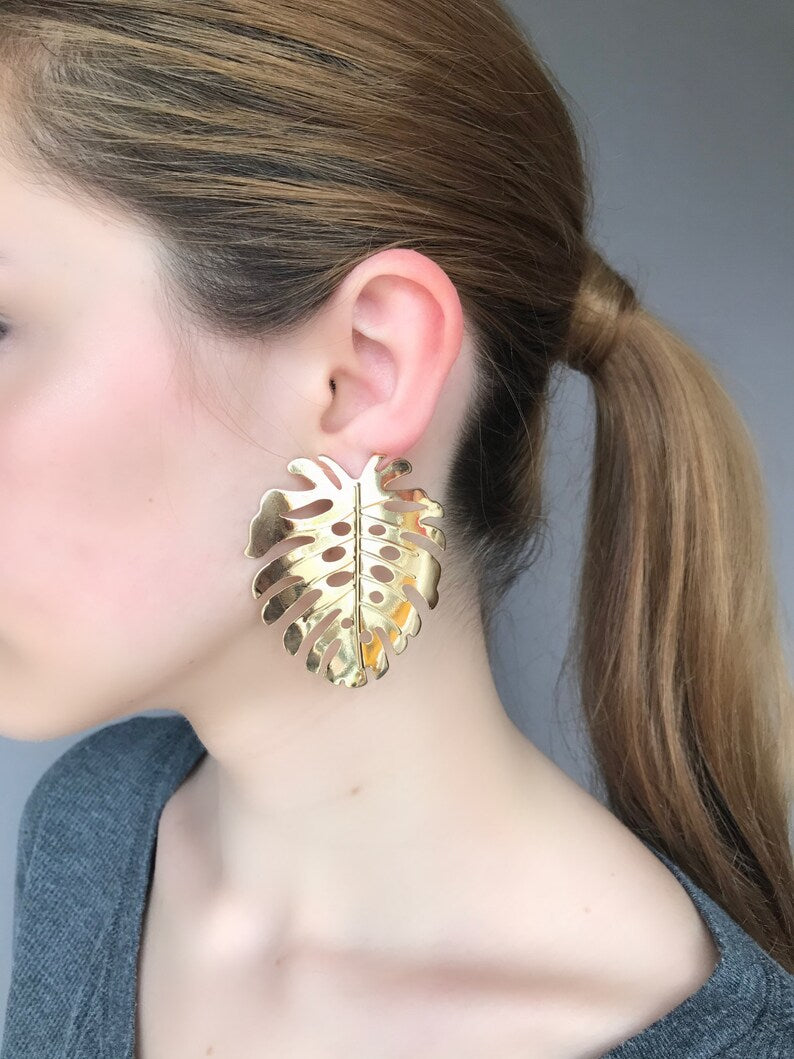 White monstera leaf earrings