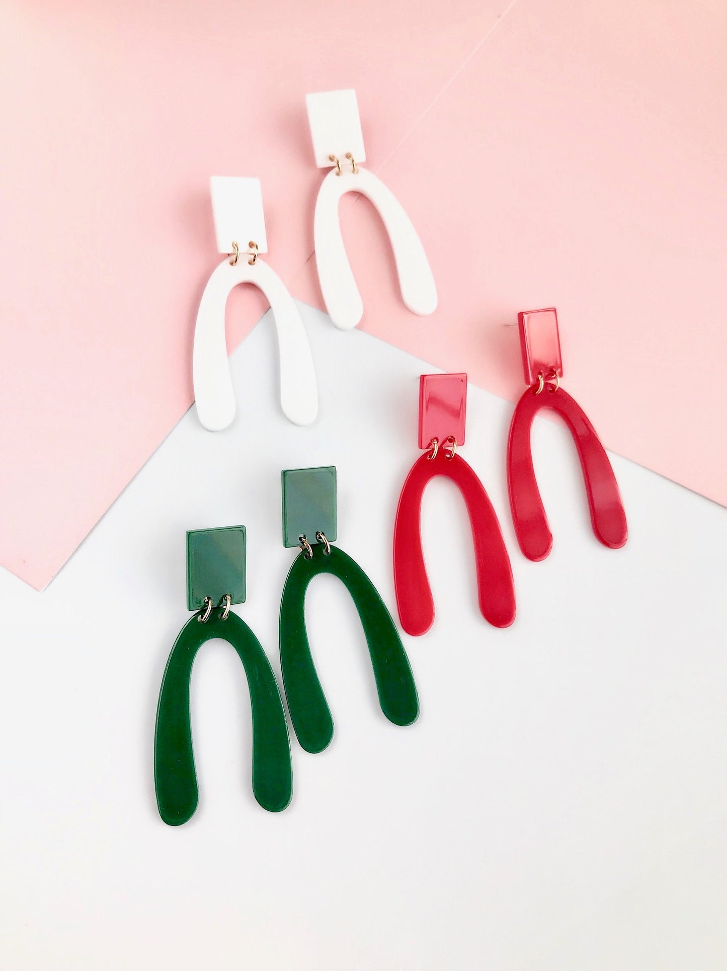 Green arch earrings