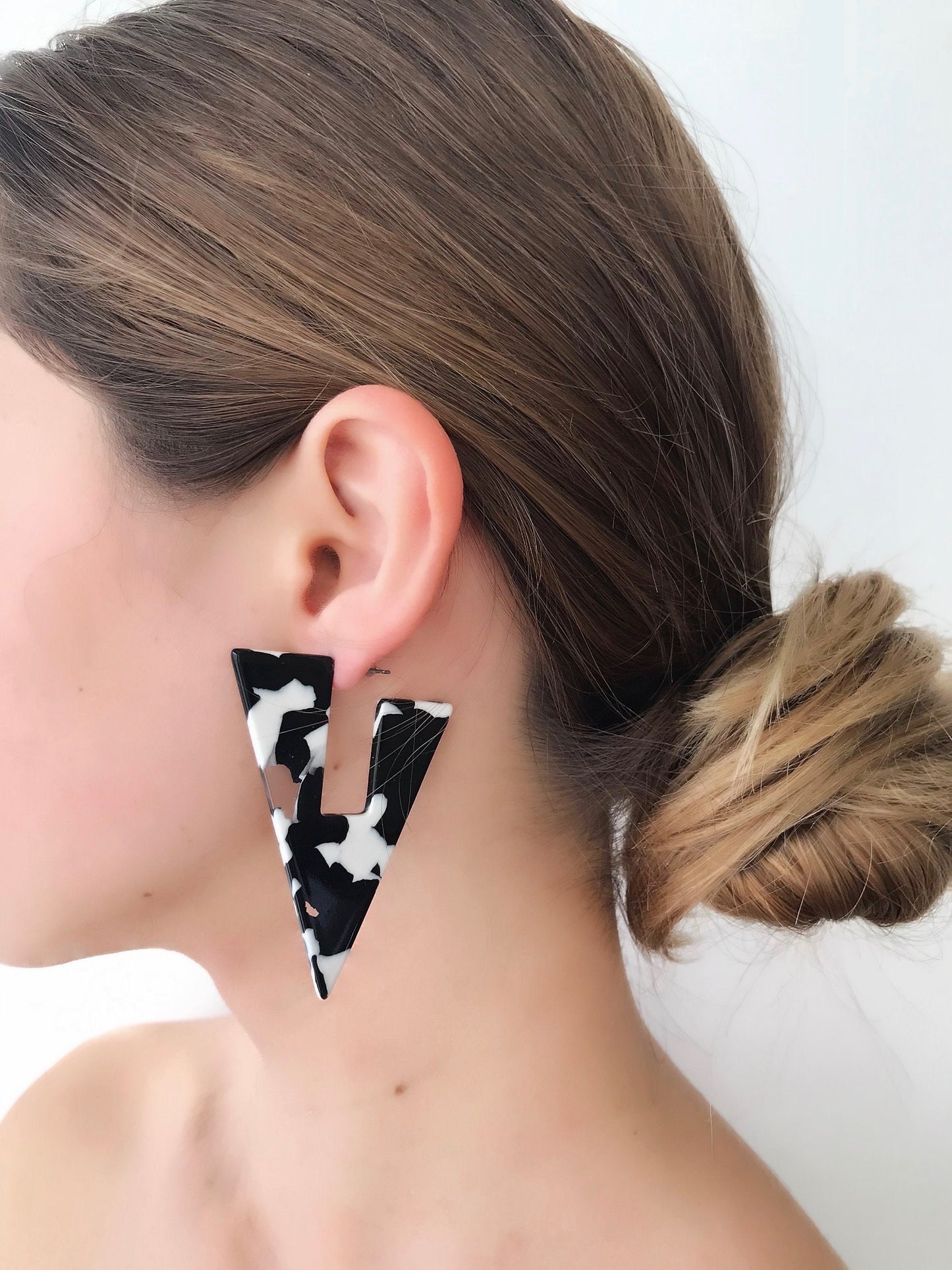 Black and white triangle earrings