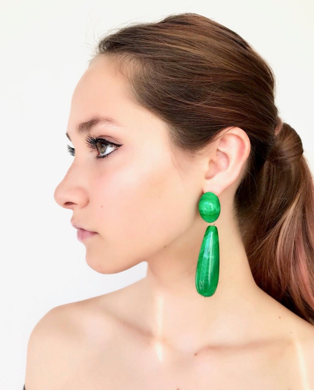 Green teardrop earrings
