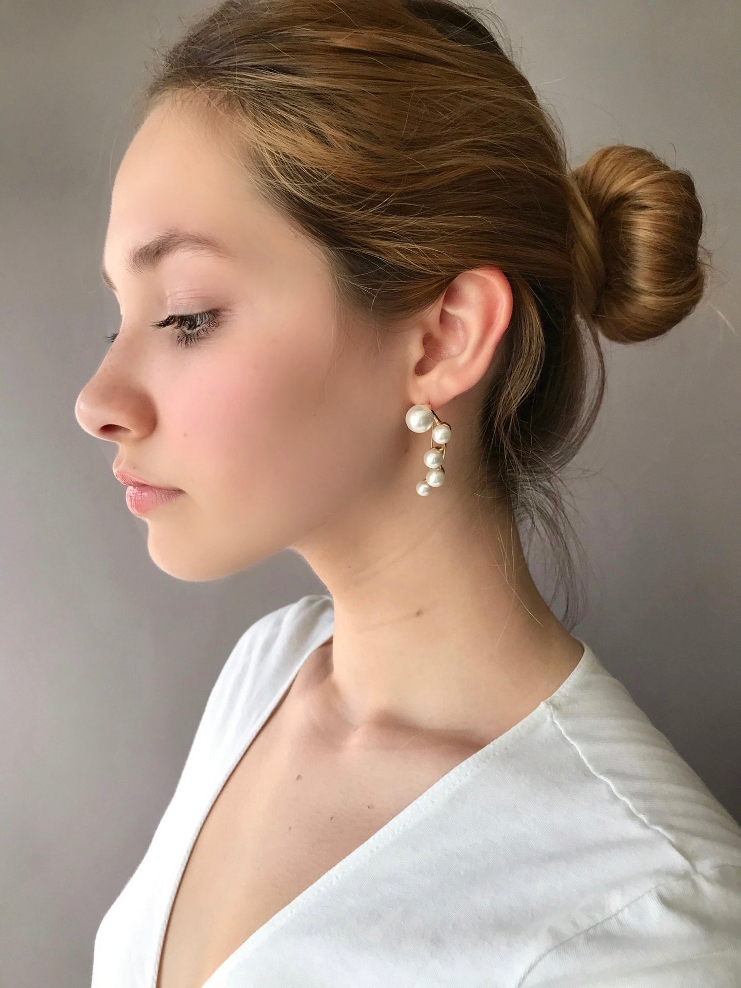 Statement pearl earrings