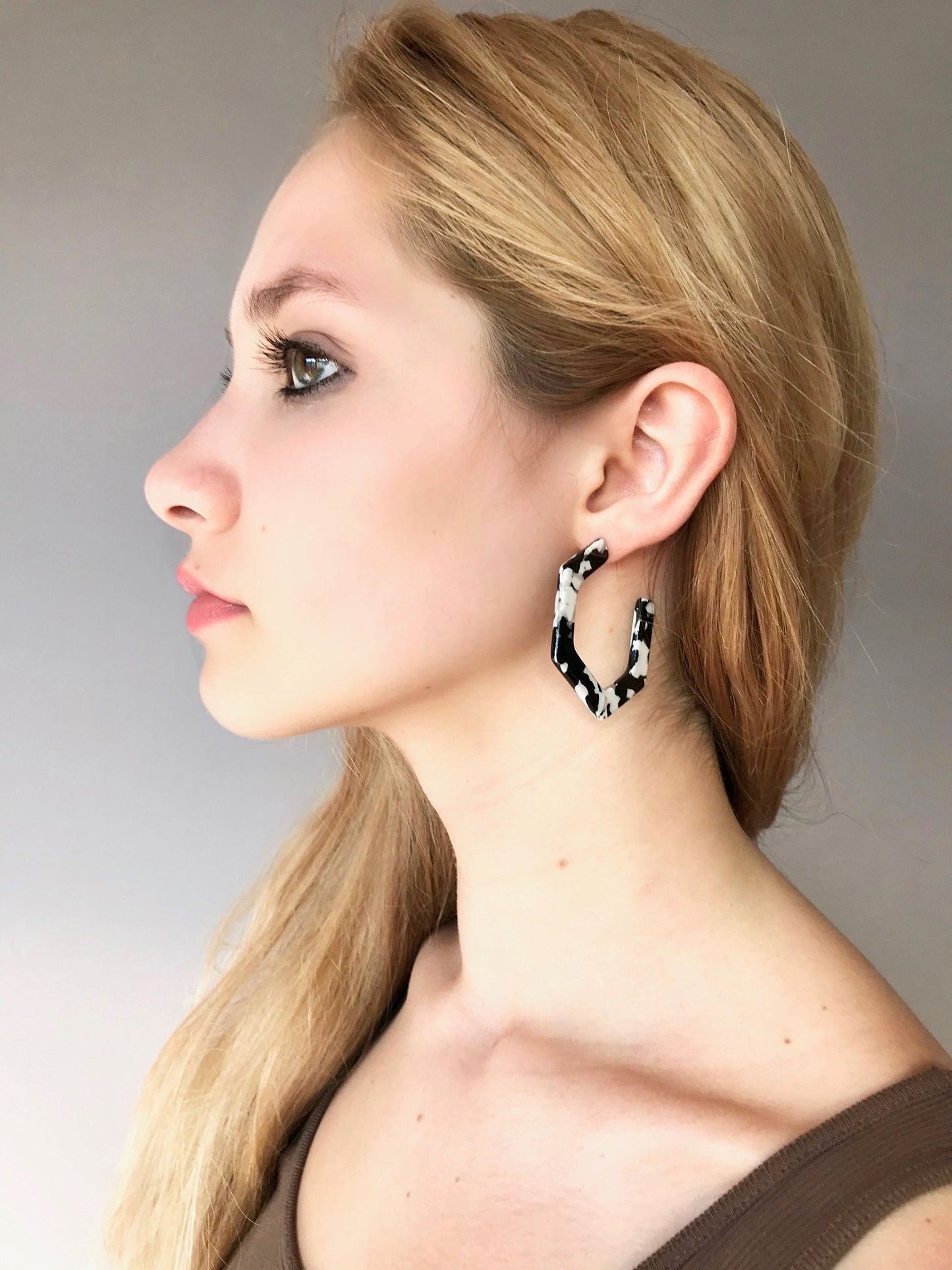 Black and white hexagon hoops