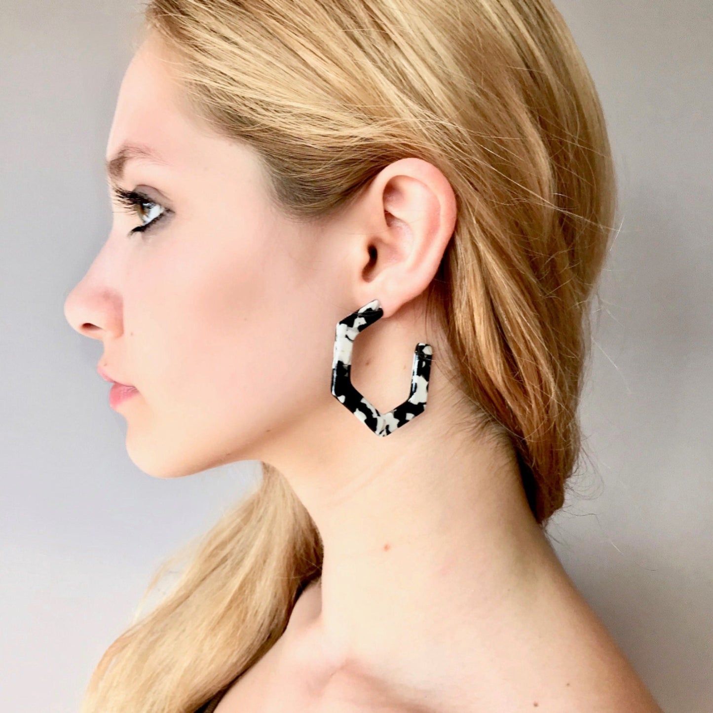Black and white hexagon hoops