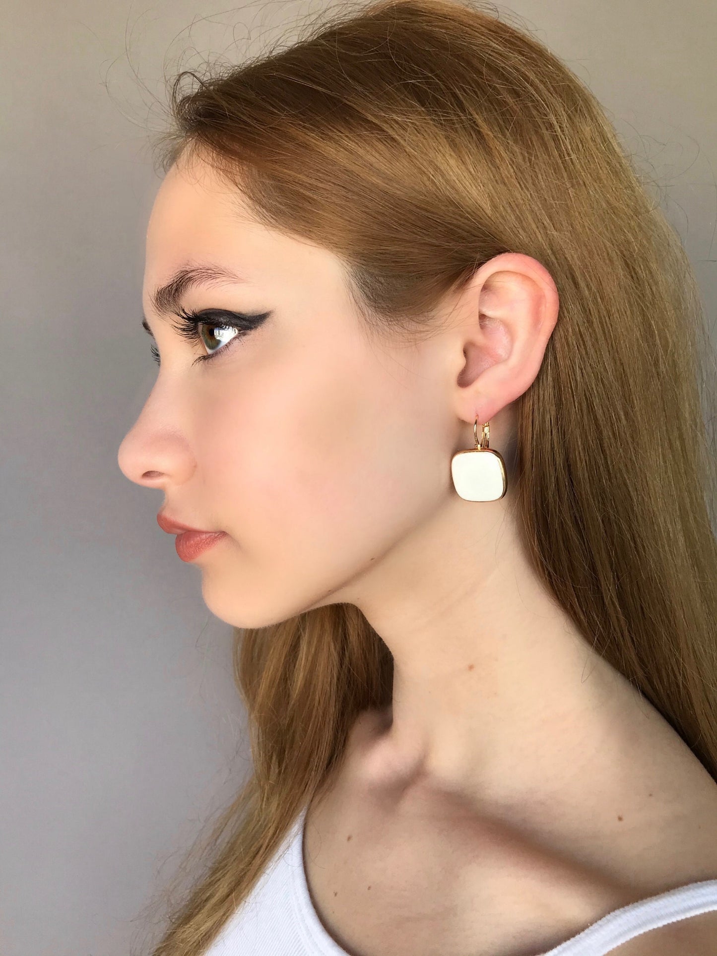 Black square geometric earrings