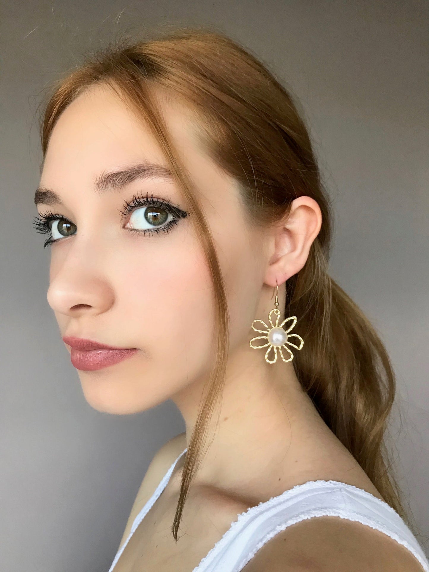 Golden flower pearl earrings