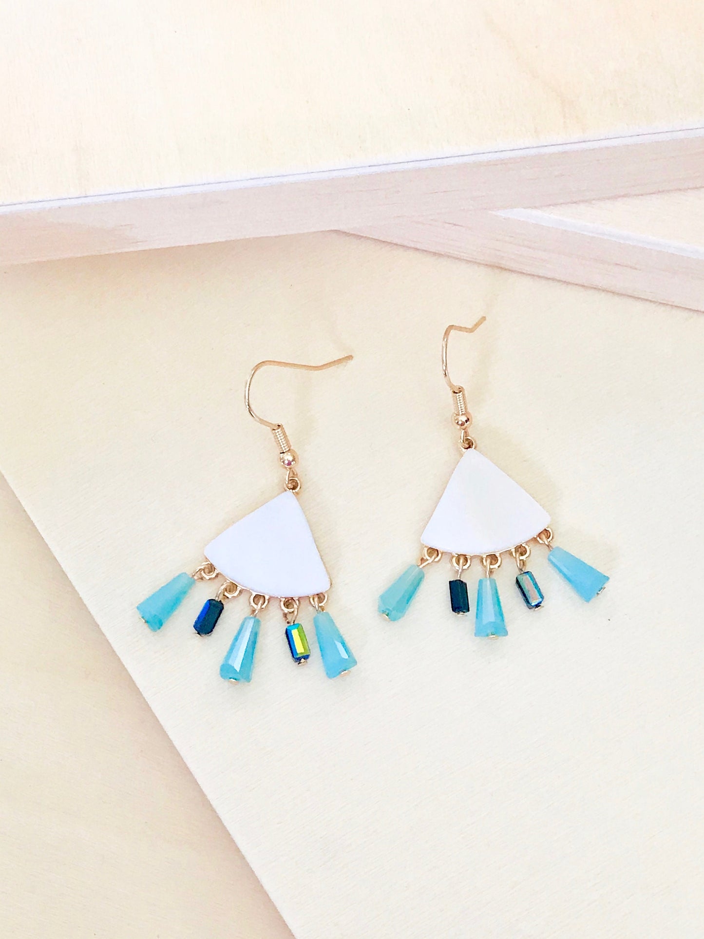 White shell geometric earrings