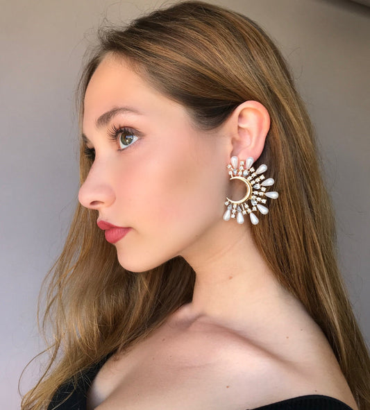 Statement pearl earrings