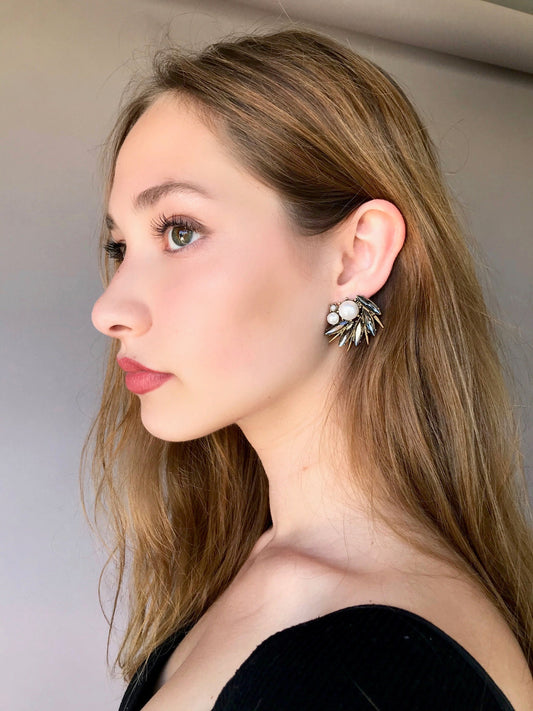 Crystal leaf earrinhs