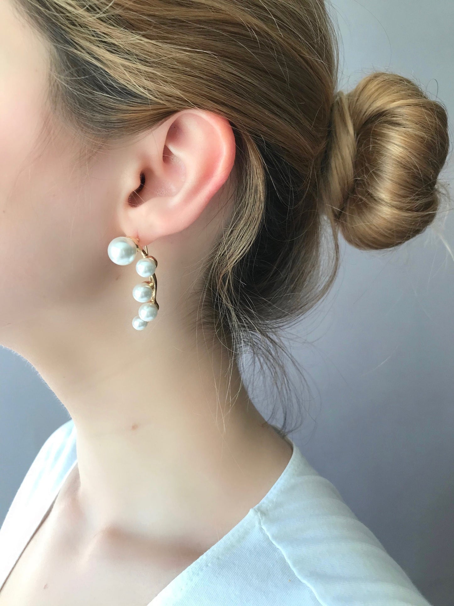 Statement pearl earrings