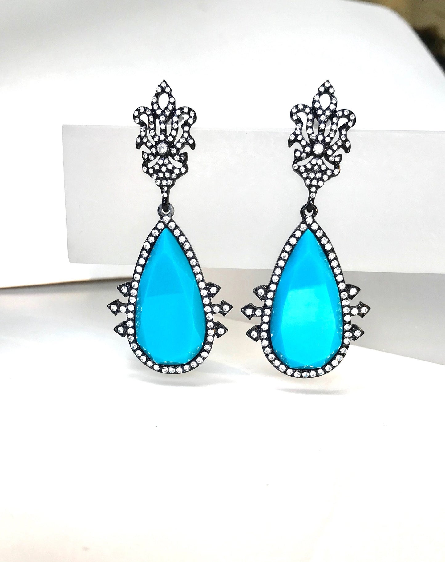 Turquoise teardrop statement dangle earrings