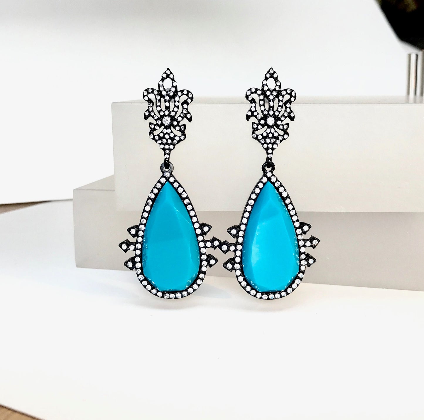 Turquoise teardrop statement dangle earrings