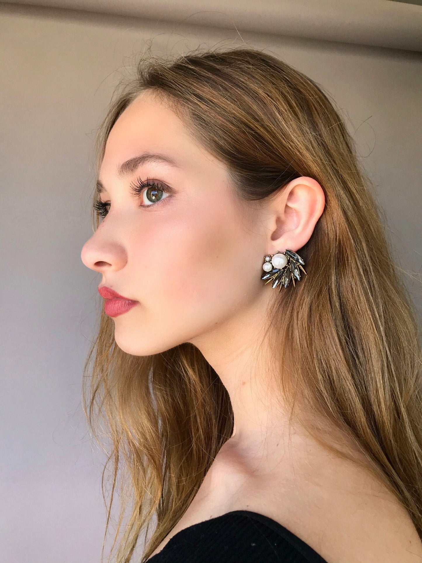 Crystal leaf earrinhs