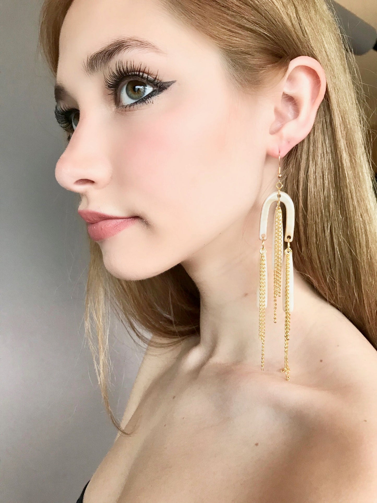 Chandelier arch chain earrings