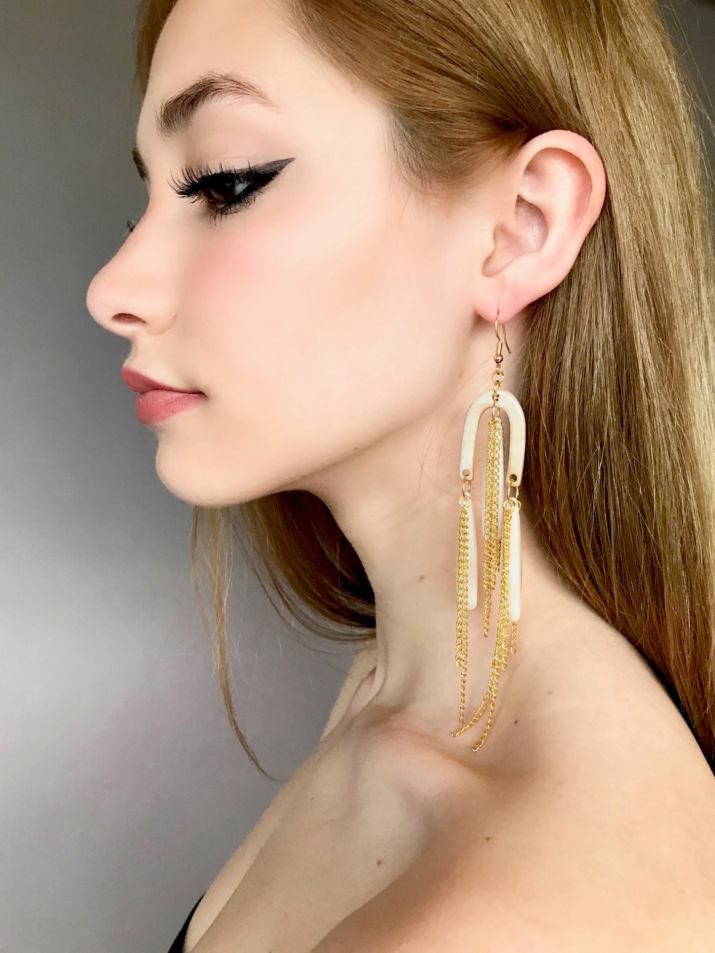 Chandelier arch chain earrings