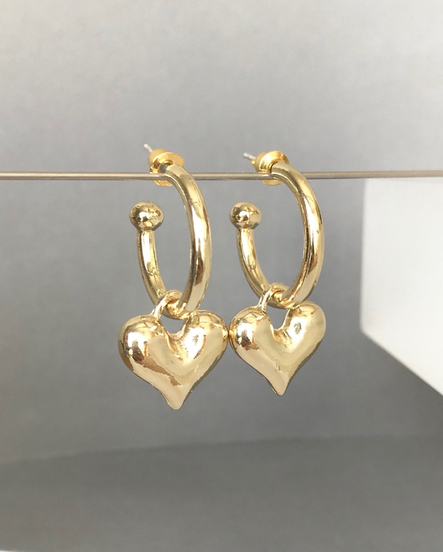 Gold heart hoop earrings