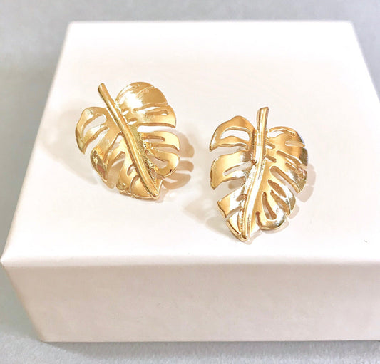 Gold monstera leaf earrings