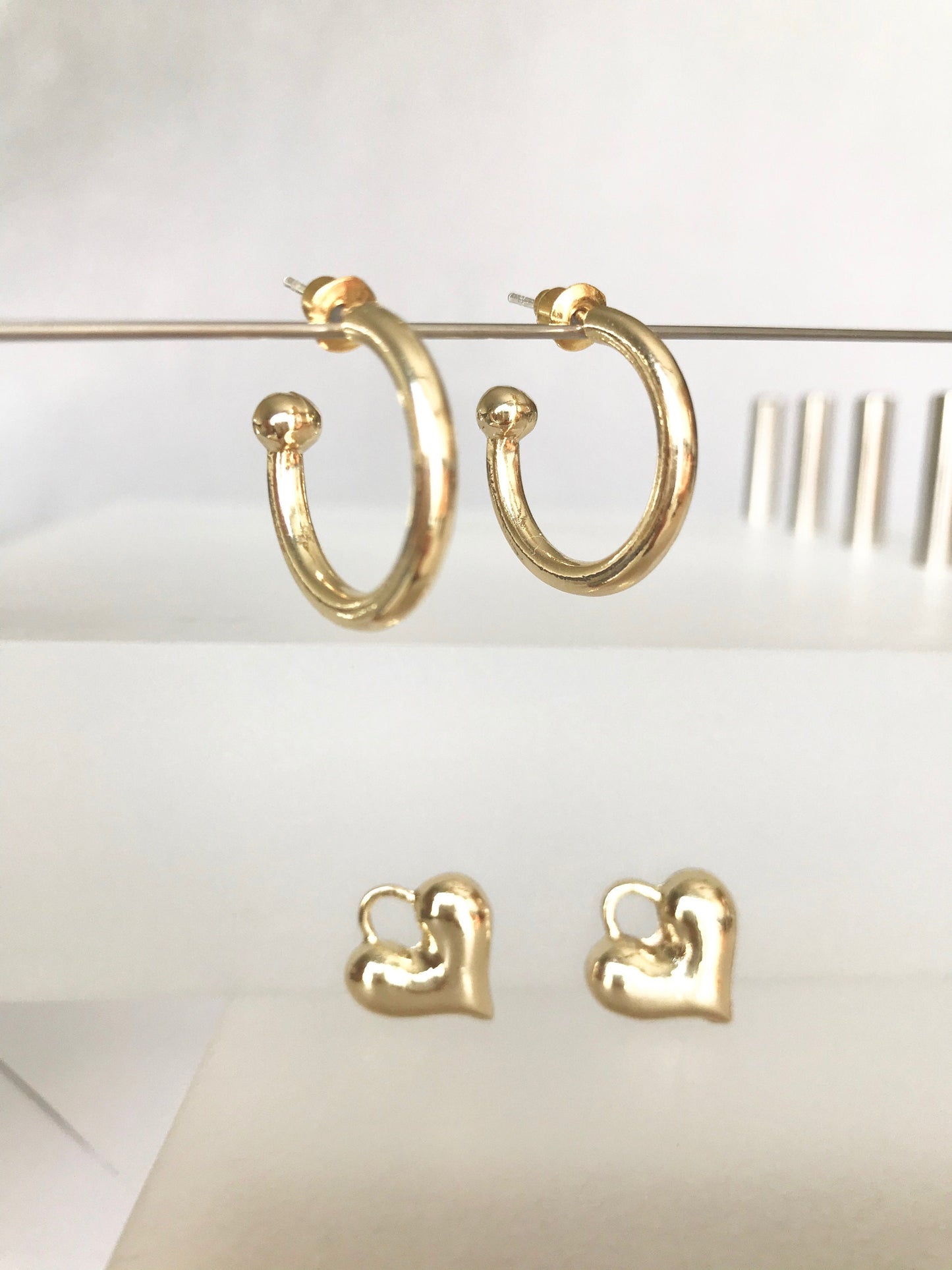 Gold heart hoop earrings