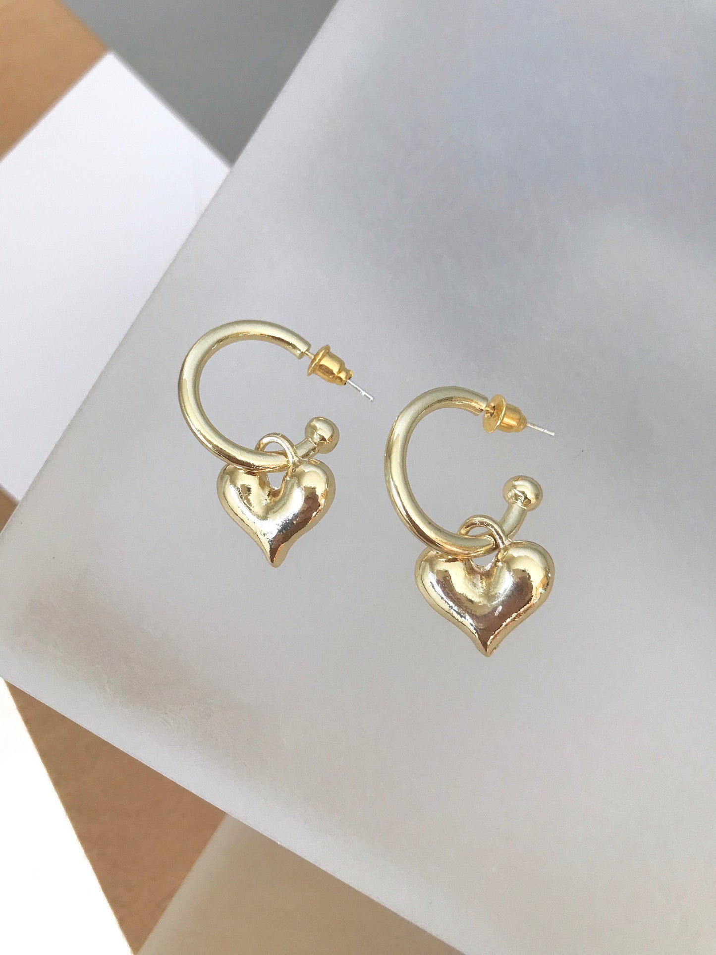 Gold heart hoop earrings