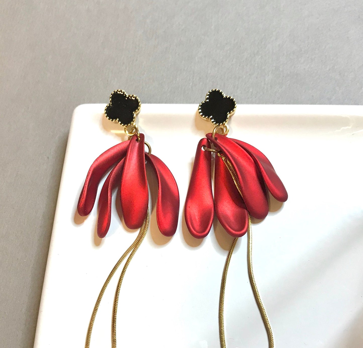 Red petal drop earrings clover earrings