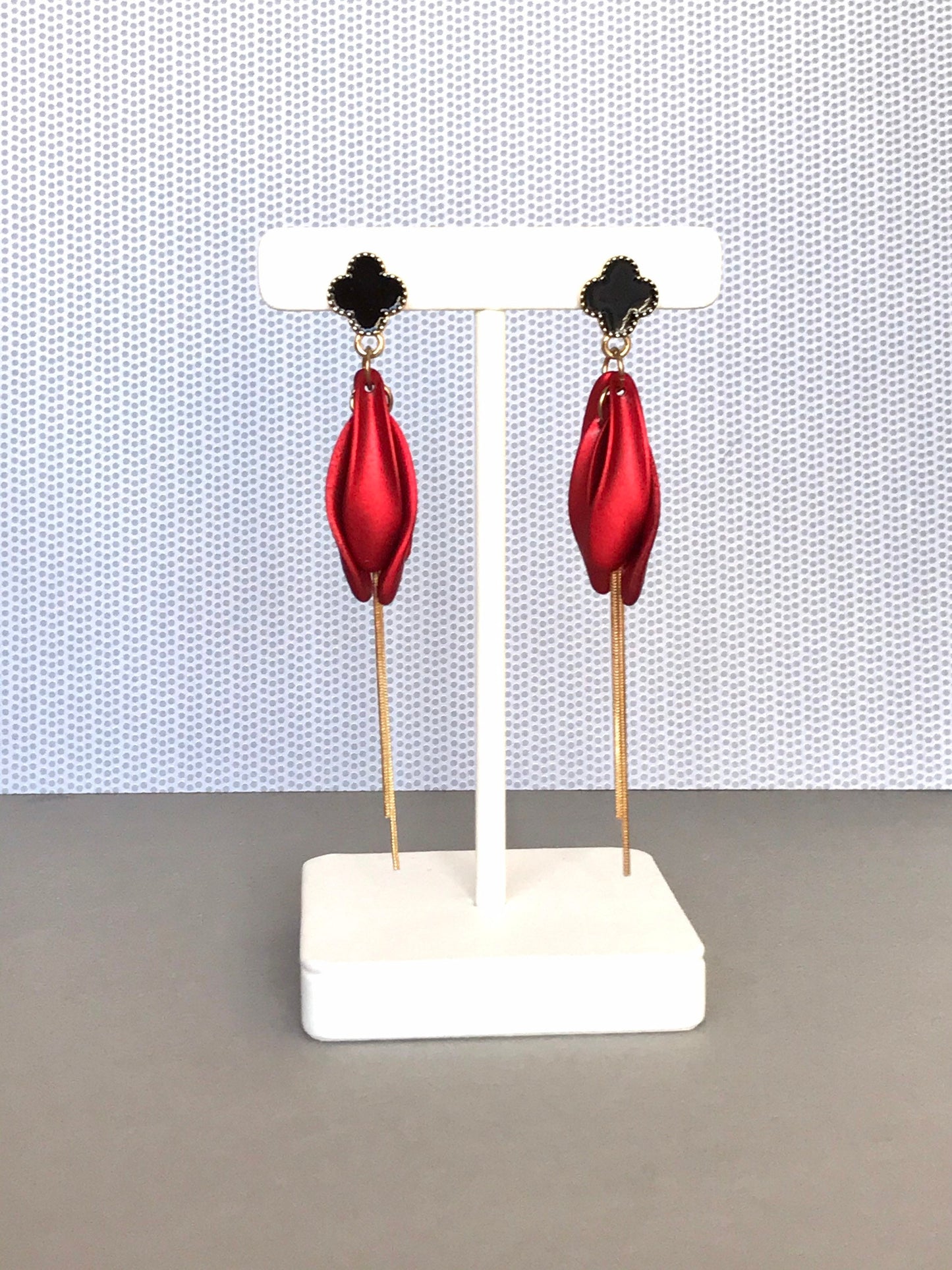 Red petal drop earrings clover earrings