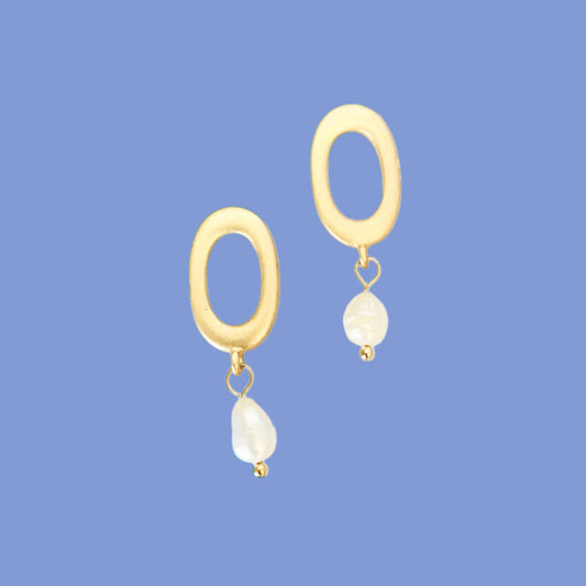 Fresh water pearl earrings