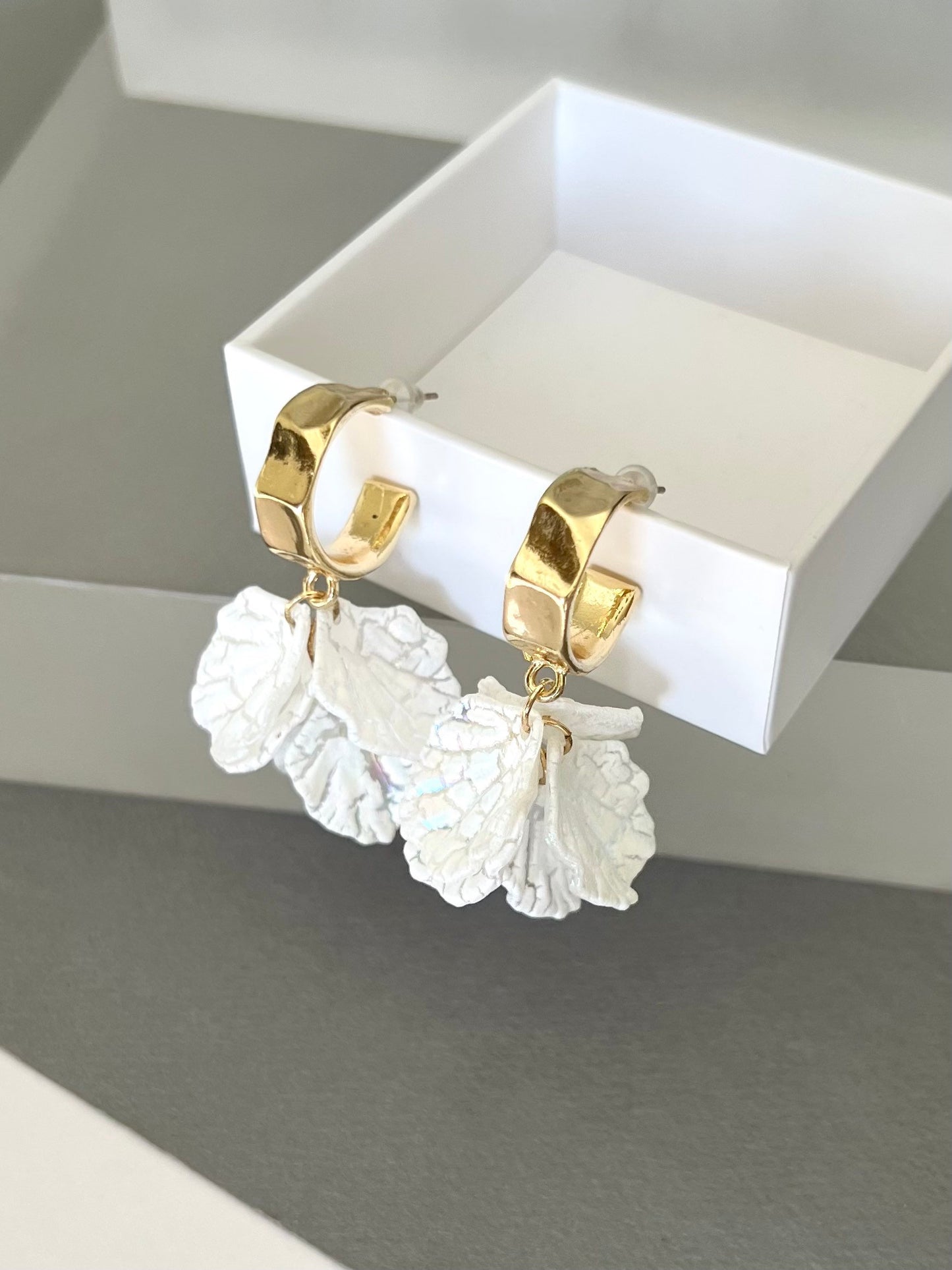 White petal flower earrings