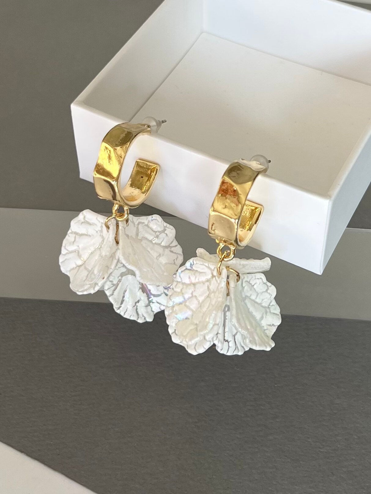 White petal flower earrings