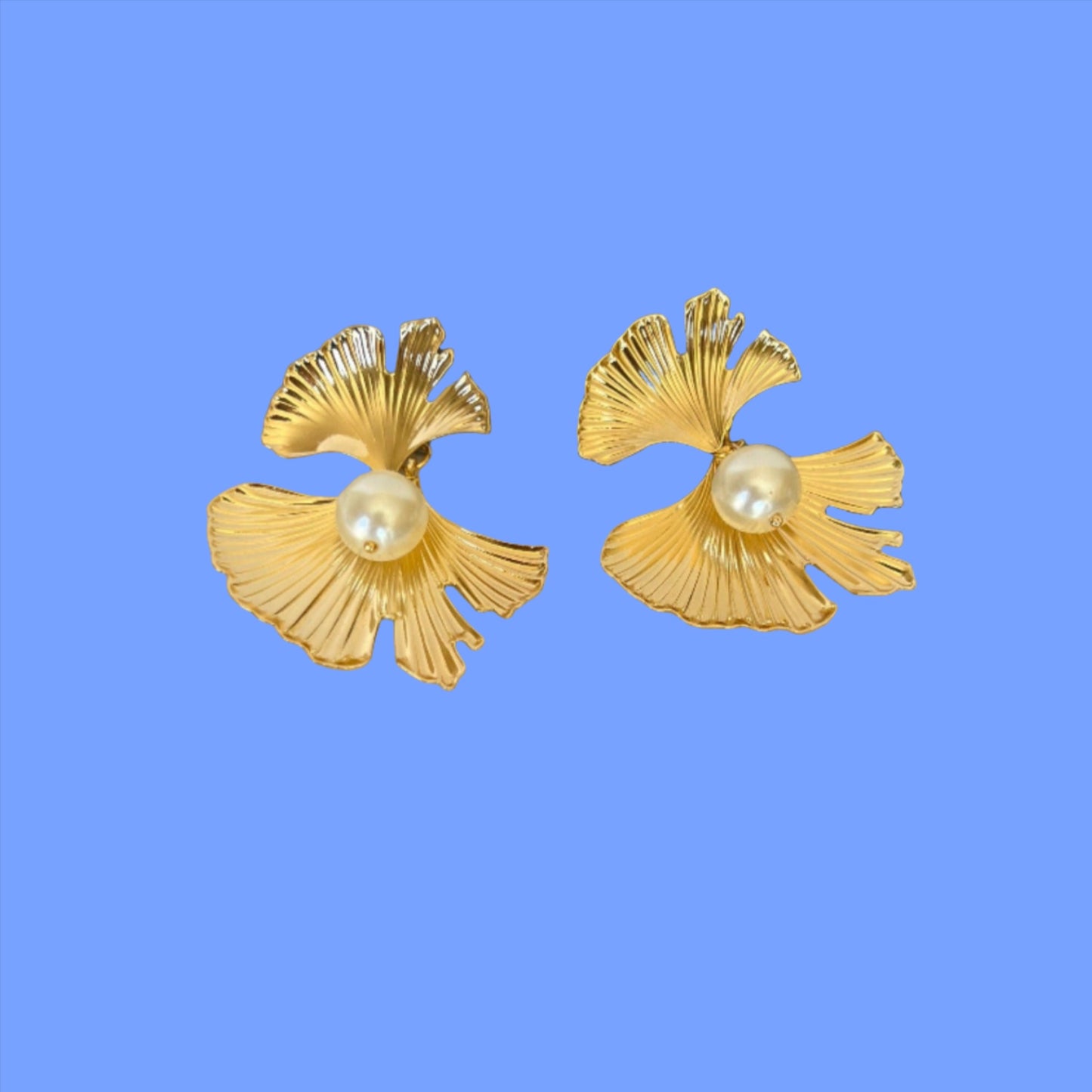 Ginkgo leaf pearl flower earrings