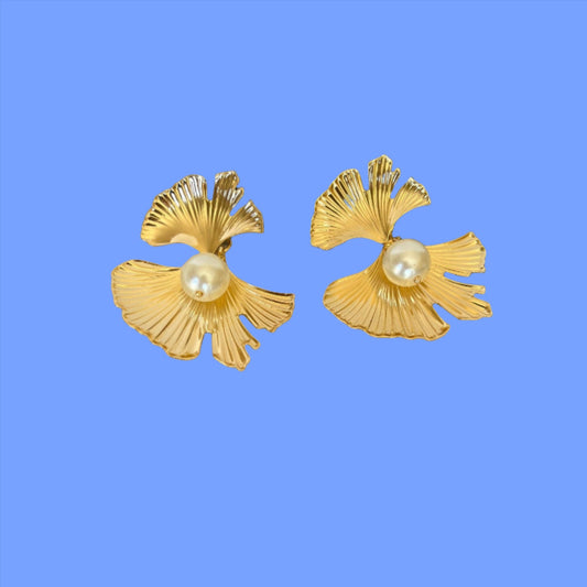 Ginkgo leaf pearl flower earrings