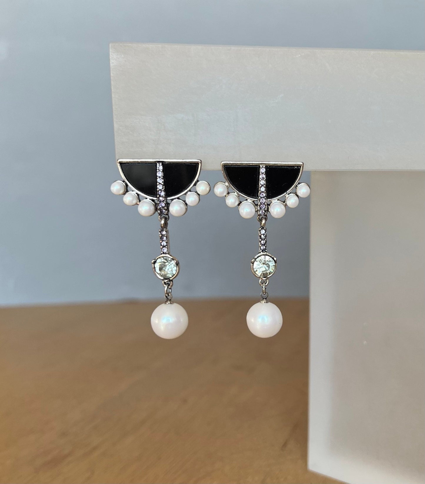 Art deco statement pearl earrings