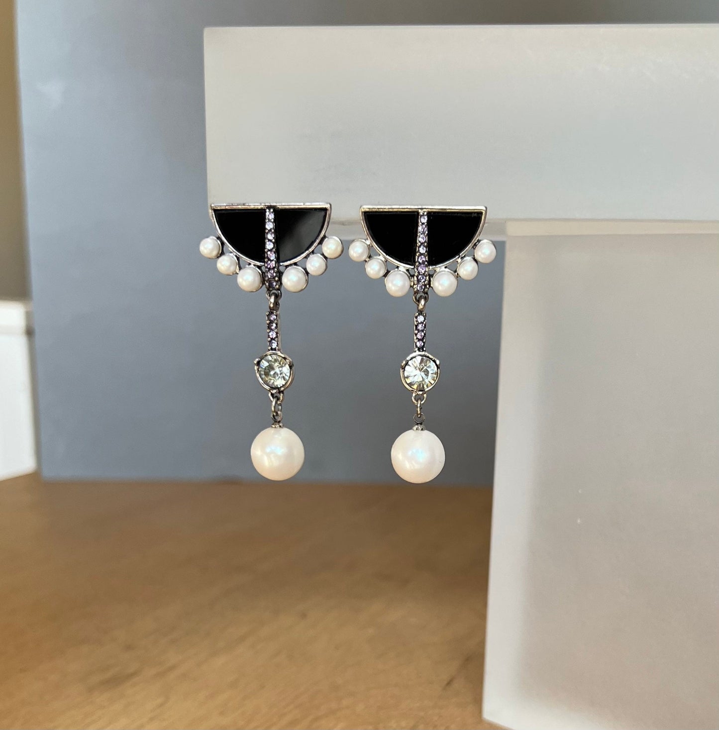 Art deco statement pearl earrings