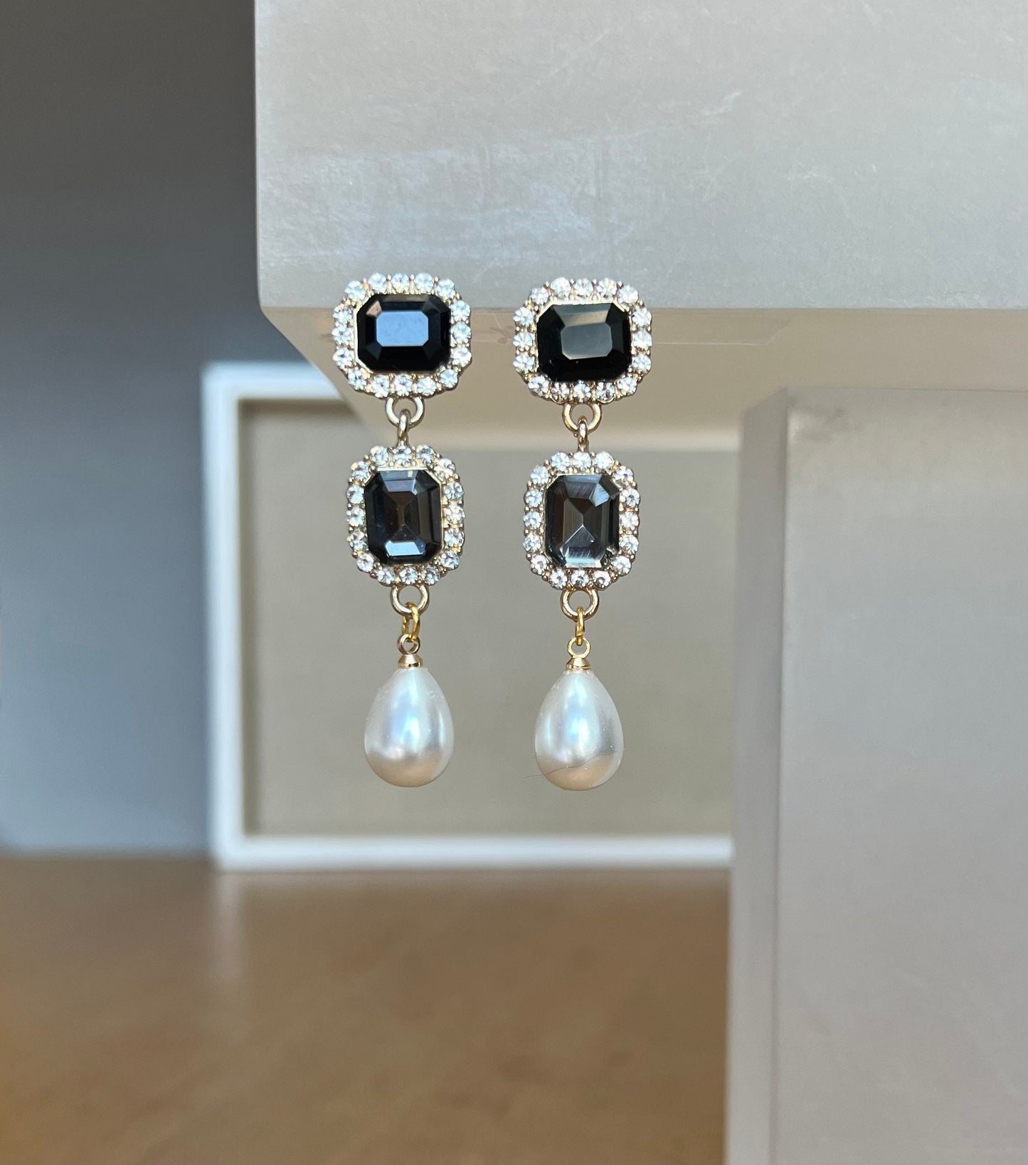 Crystal drop earrings