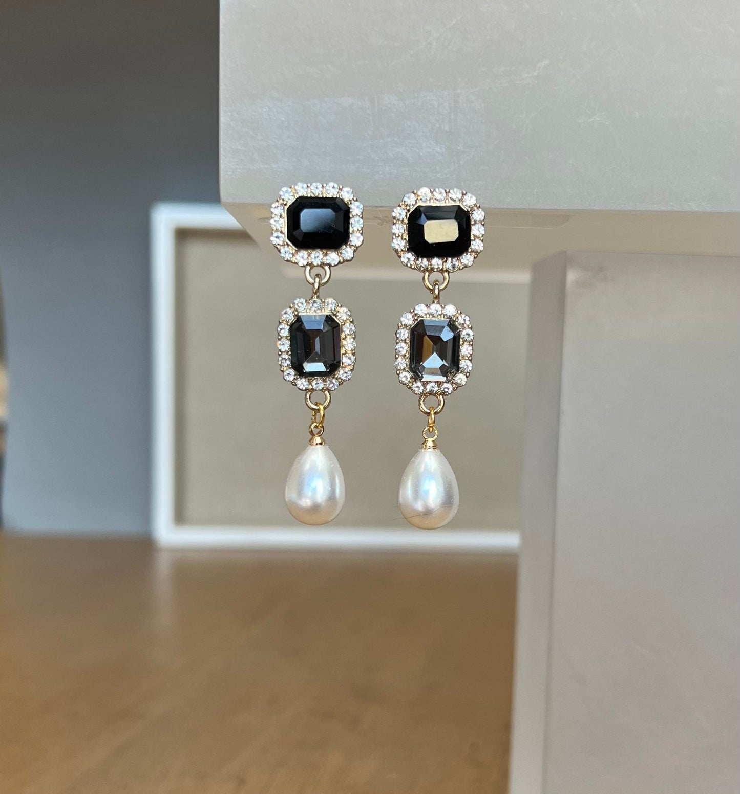 Crystal drop earrings