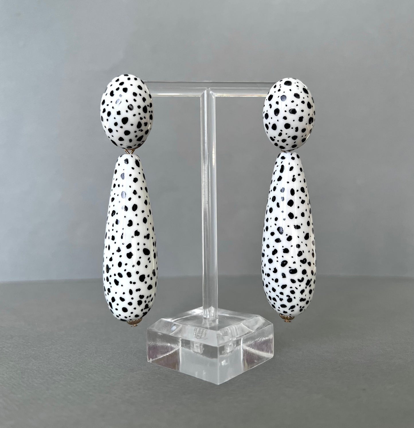 Large black spots teardrop white earrings