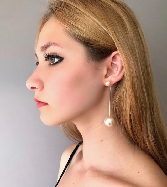 Pearl drop earrings